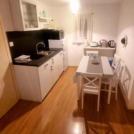 In - Insel Krk 45243 Апартаменты